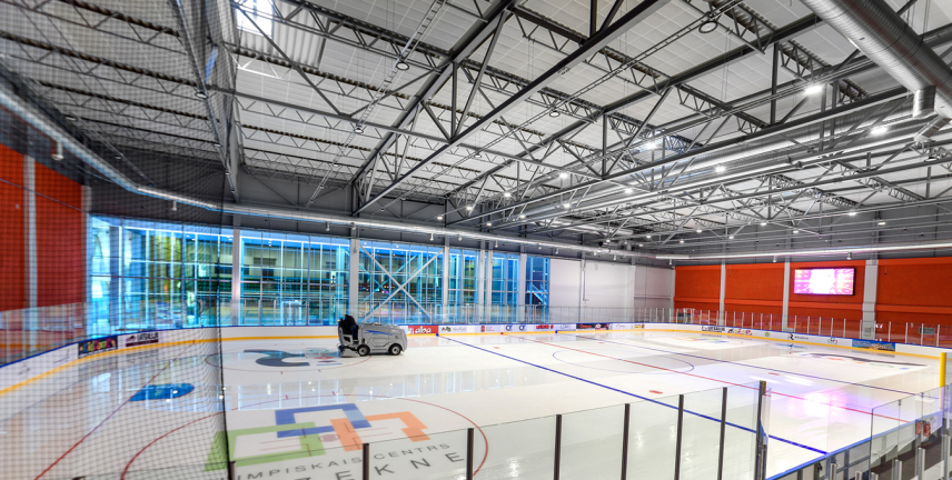 Rēzeknes OC ledus halle
