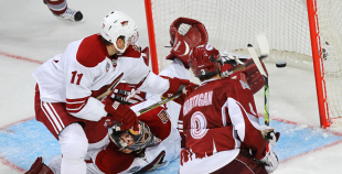 Foto Dinamo Rīga vs Phoenix Coyotes