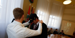 Liepājas domē sveic "zelta" hokejistus