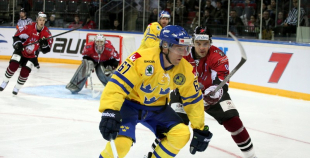 EHC: Latvija - Zviedrija 1:2