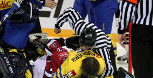 EHC: Latvija - Zviedrija 0:6
