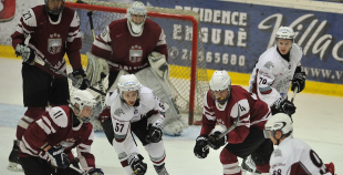 Latvijas U18 hokeja izlase ar 3:4 piekāpjas HK "Rīga"