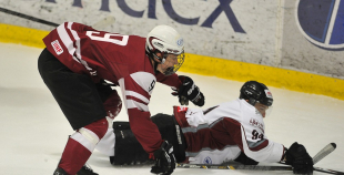 Latvijas U18 hokeja izlase ar 3:4 piekāpjas HK "Rīga"