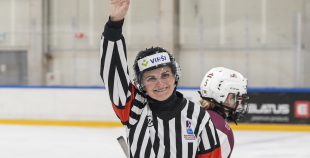 LAT U18 meiteņu hokeja izlase - LAT sieviešu klubu izlase