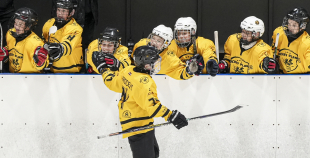 (U14) Rīgas HS meitenes - Hockey Planet