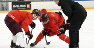 Latvijas hokeja izlases treniņš (09.12)