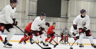 Latvijas hokeja izlases treniņš (04.11)