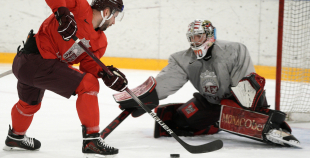 Latvijas hokeja izlases treniņš (04.11)