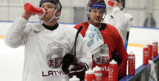 Latvijas hokeja izlases treniņš (04.11)
