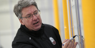 Latvijas hokeja izlases treniņš (04.11)