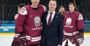 Latvijas hokeja izlase kopbilde un treniņš