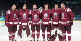 Latvijas hokeja izlase kopbilde un treniņš