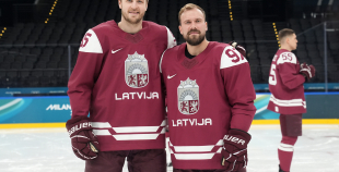 Latvijas hokeja izlase kopbilde un treniņš