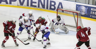 FOTO: Latvijas U-16 izlase pirmajā mačā ar 5:3 uzvar Norvēģiju 