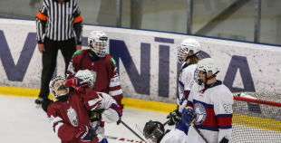FOTO: Latvijas U-16 izlase pirmajā mačā ar 5:3 uzvar Norvēģiju 