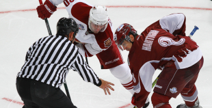 Foto Dinamo Rīga vs Phoenix Coyotes