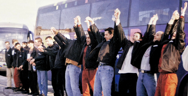 2000 izlases sagaidīšana Latvijā