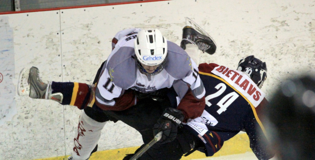 2013 LČ Pastarīšu duelī pārāki HS "Rīga/Prizma II" hokejisti