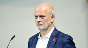 Viesturs Koziols pārvēlēts IIHF padomē