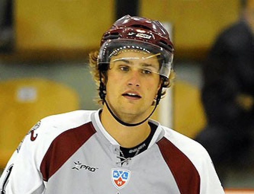 "Dinamo" noslēdz vienas sezonas līgumus ar E. Kuldu un Bērziņu