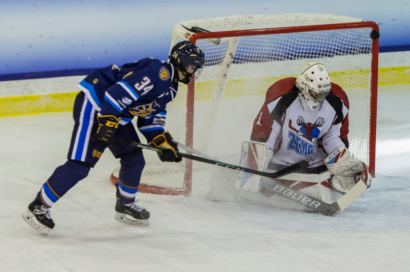 "Kurbads" uzveic līderi "Prizmu", HS "Rīga" apspēlē jelgavniekus un ielaužas "playoff" zonā