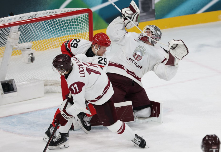 Pēdējā grupu turnīra spēlē sāpīgs zaudējums pret Dāniju