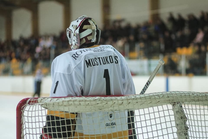 Vārtsargs Ervīns Muštukovs atzīts par OHL mēneša vērtīgāko spēlētāju